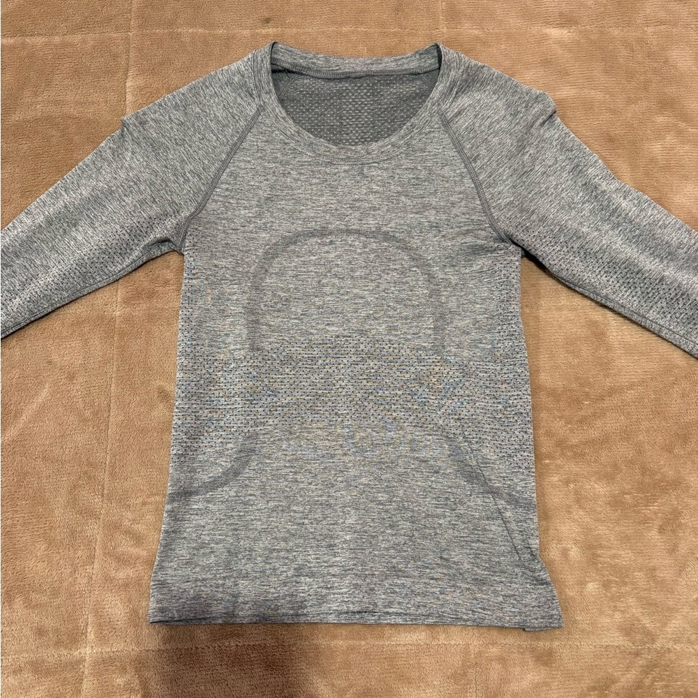 Lululemon swiftly long sleeve grey waist length